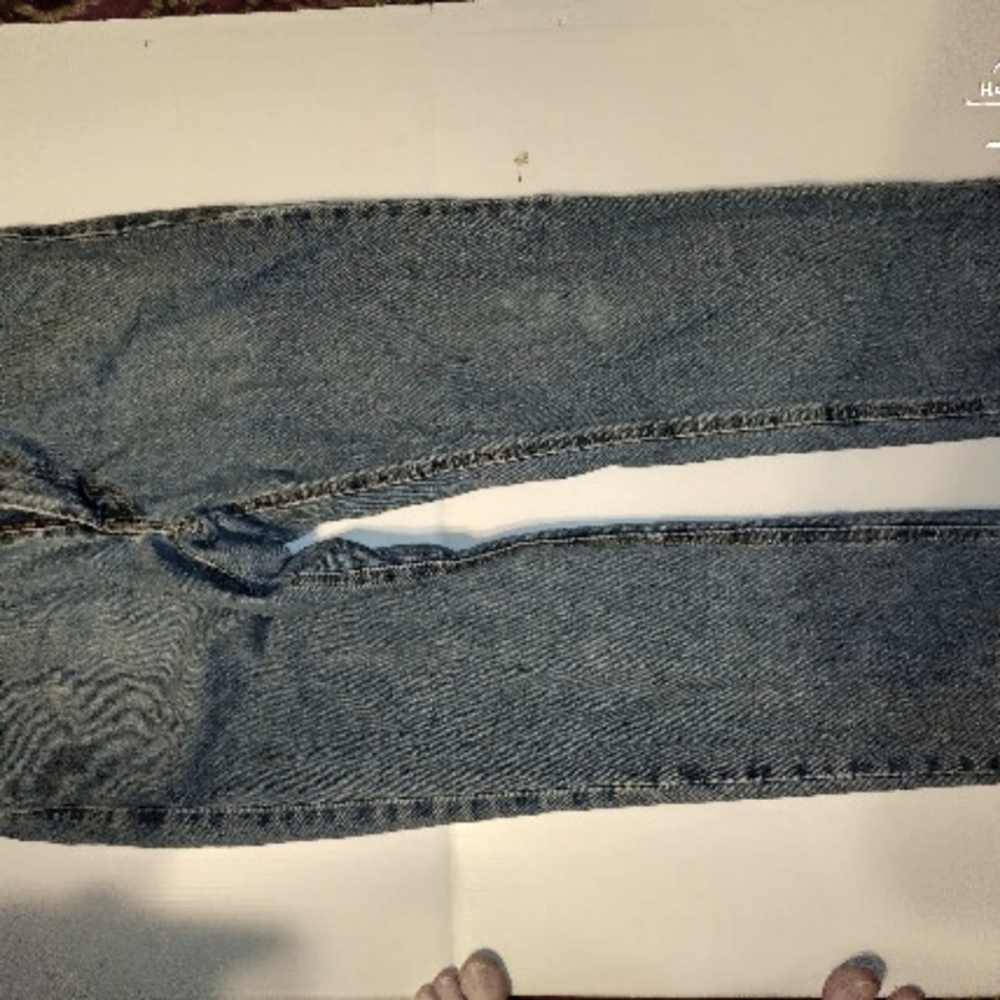 Levi blue jeans 541 , 32-32